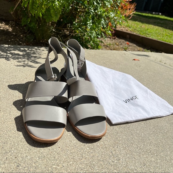 Vince block heel grey sandals block heels size 9.5 eur 39.5 with dust bag - Picture 6 of 7